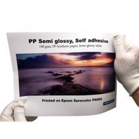 Grafisk-Handel PP Semi glossy , samolepicí 190 gramů - 42" x 30 metrů
